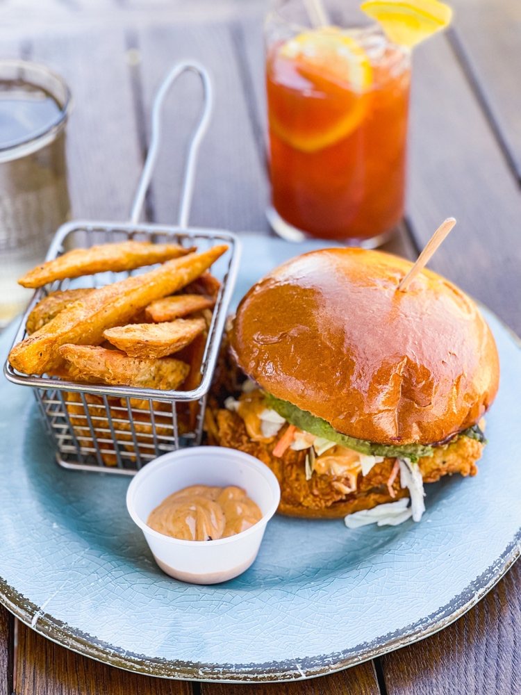 Fried chicken sandwich